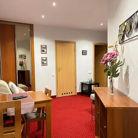 Centrum Helvetia Apartment *